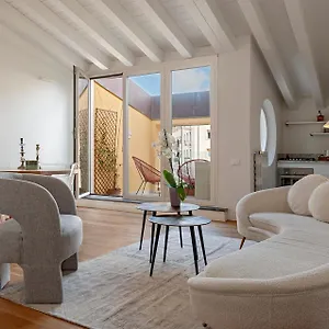 Appartamento Waterfront Balcony I Grani 5 Grand, Livorno